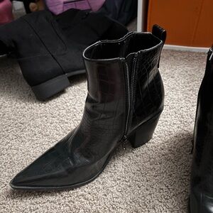 JustFab Black Textured Ankle Booties